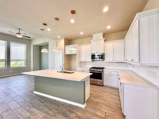 15006 Flintstone Village Trail, Cypress, TX 77433
