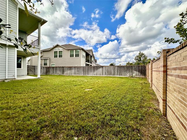 15006 Flintstone Village Trail, Cypress, TX 77433