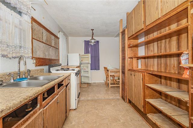 231 Roanoke Road, Liberty, SC 29657