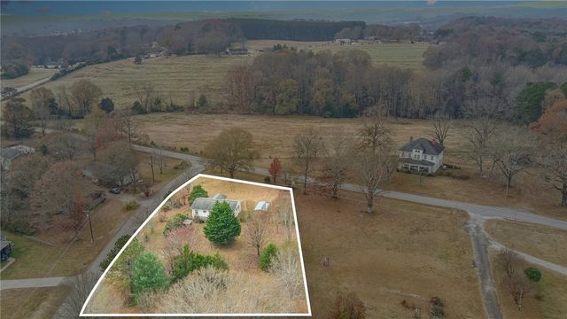 231 Roanoke Road, Liberty, SC 29657