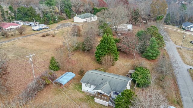 231 Roanoke Road, Liberty, SC 29657