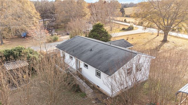 231 Roanoke Road, Liberty, SC 29657