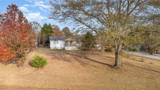 231 Roanoke Road, Liberty, SC 29657