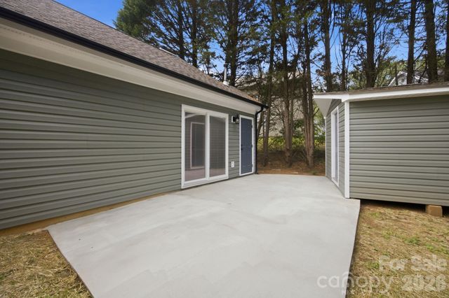 106 Moonflower Court, Mooresville, NC 28115