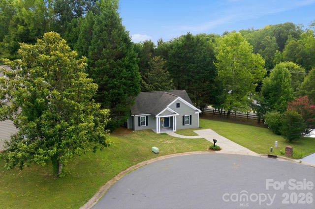 106 Moonflower Court, Mooresville, NC 28115