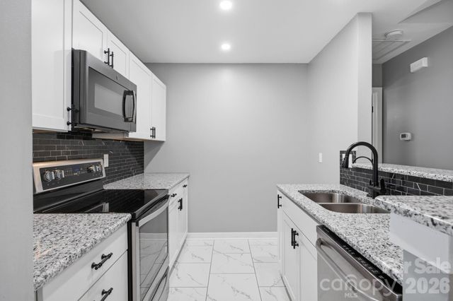 106 Moonflower Court, Mooresville, NC 28115