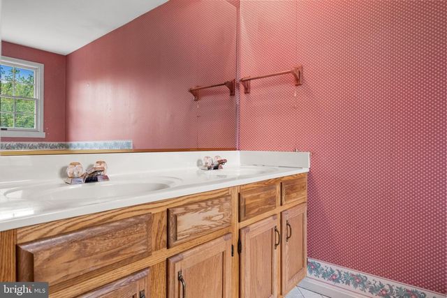 3 QUAIL RIDGE DR, Bridgeton, NJ 08302
