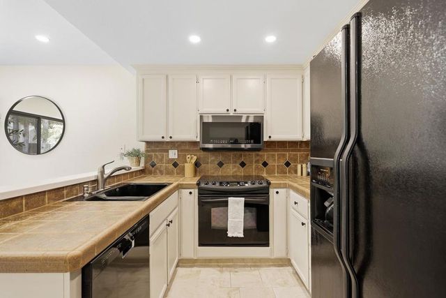 582 Valeri Ruth Court, Santa Clara, CA 95050