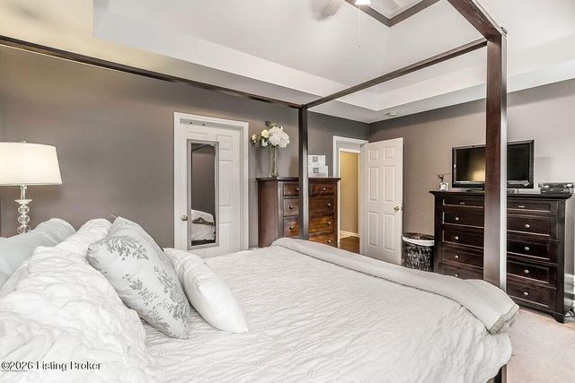 5312 Silver Wing Blvd, Louisville, KY 40241