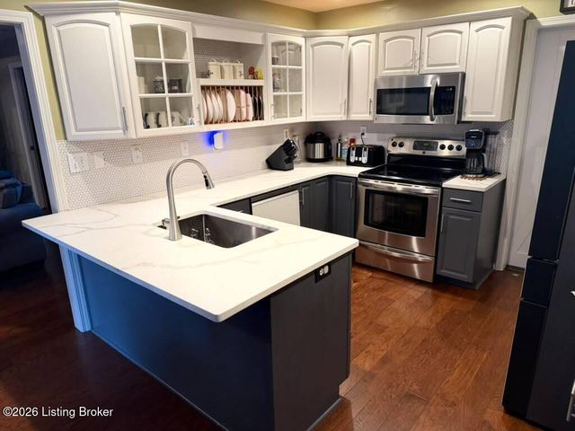5312 Silver Wing Blvd, Louisville, KY 40241