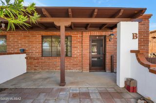 341 W Camino Penasco Apt B, Green Valley, AZ 85614