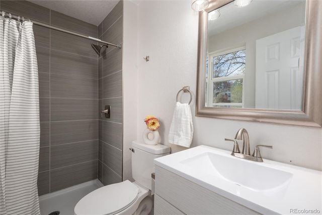 18839 E Kent Place, Aurora, CO 80013