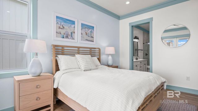 927 Heron Point Drive, Gulf Shores, AL 36542