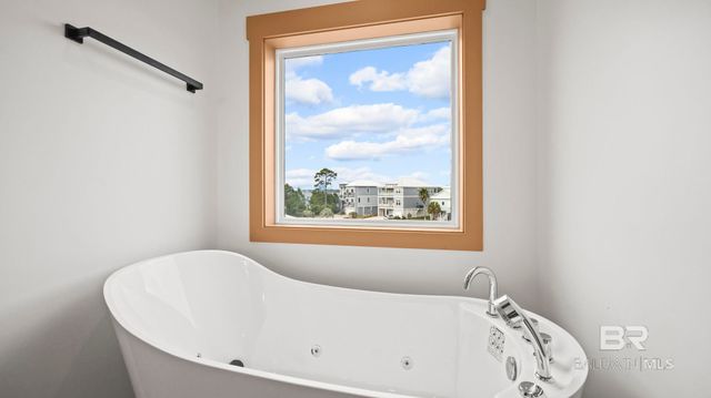 927 Heron Point Drive, Gulf Shores, AL 36542