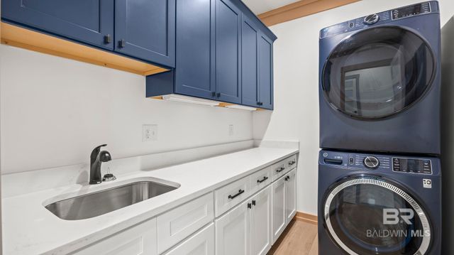 927 Heron Point Drive, Gulf Shores, AL 36542