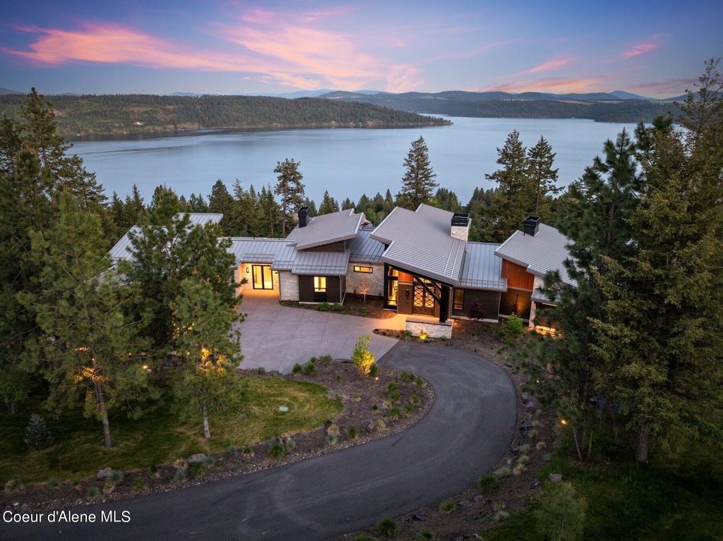 6322 W PLATINUM DR, Coeur D'alene, ID 83814