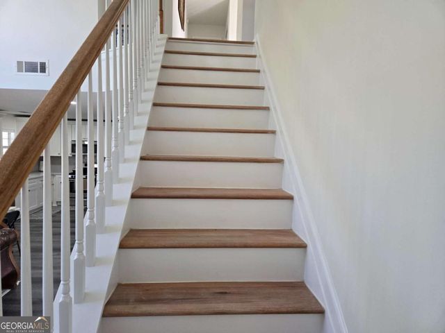 1613 Amhearst Oaks Court, Lawrenceville, GA 30043