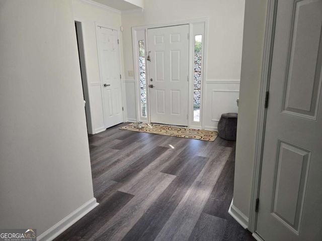 1613 Amhearst Oaks Court, Lawrenceville, GA 30043