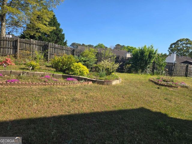 1613 Amhearst Oaks Court, Lawrenceville, GA 30043