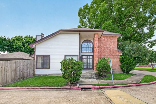 13823 Royal Oak Street, Houston, TX 77083