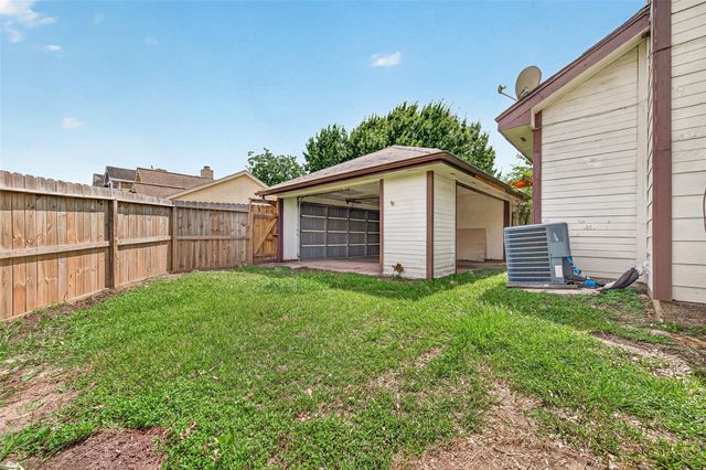 13823 Royal Oak Street, Houston, TX 77083
