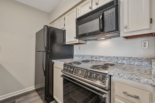 5371 Central Ave Unit 5L, Hot Springs, AR 71913