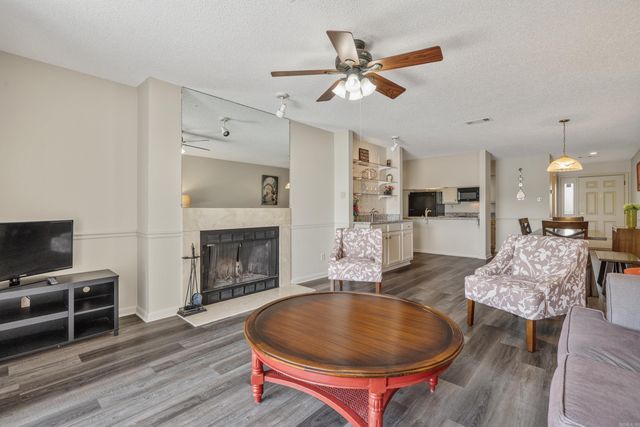 5371 Central Ave Unit 5L, Hot Springs, AR 71913