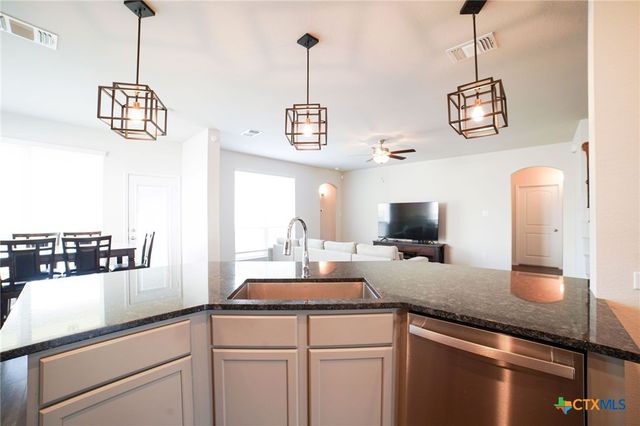 903 Clanton Cove, Killeen, TX 76542