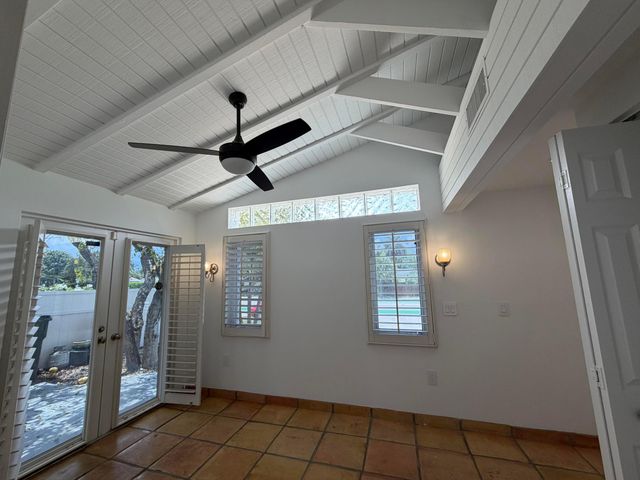 204 S Seacrest Circle, Delray Beach, FL 33444