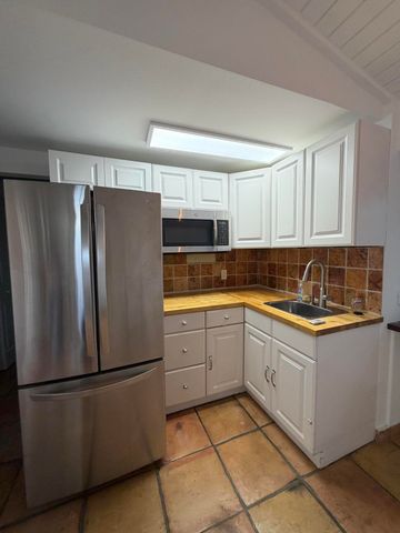 204 S Seacrest Circle, Delray Beach, FL 33444