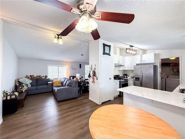 1855 E Riverside Dr 130, Ontario, CA 91761