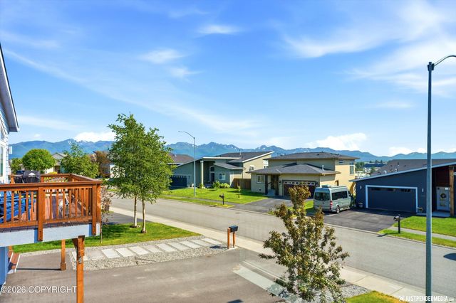 1201 Northpointe Bluff Drive, Anchorage, AK 99501