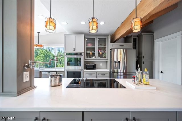 6268 Foxfire LN, Fort Myers, FL 33912
