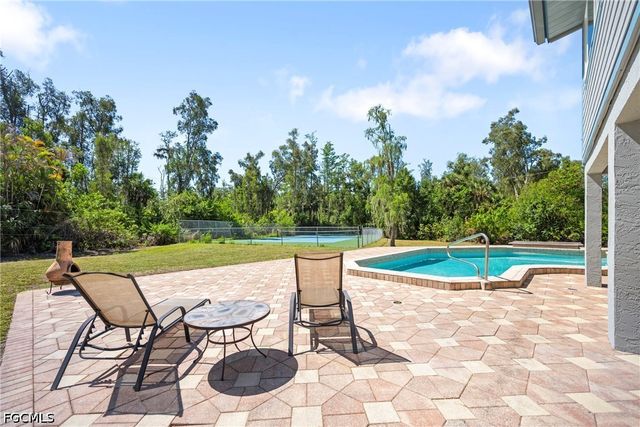 6268 Foxfire LN, Fort Myers, FL 33912