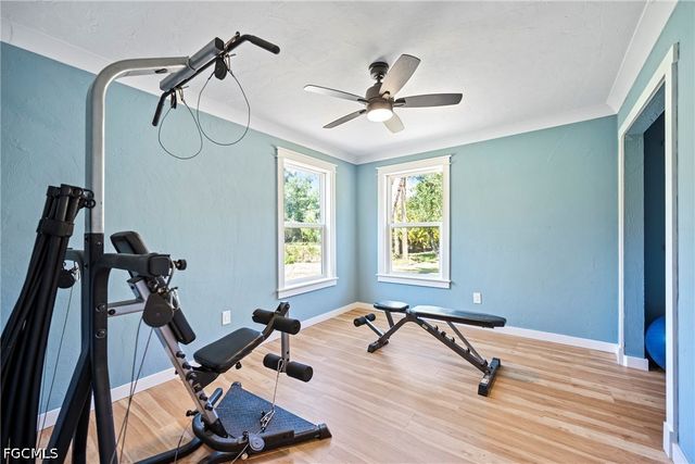 6268 Foxfire LN, Fort Myers, FL 33912