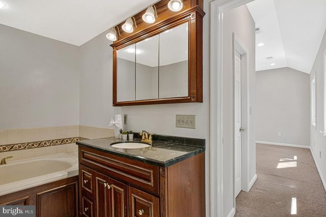 421 EDGEWATER RD, Pasadena, MD 21122