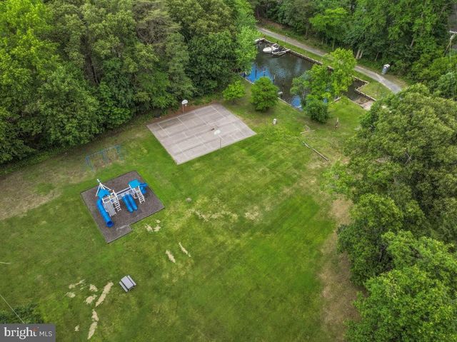421 EDGEWATER RD, Pasadena, MD 21122