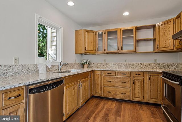 421 EDGEWATER RD, Pasadena, MD 21122