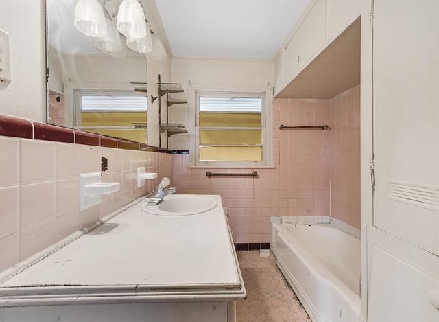 1121 Wheeler Street, Texarkana, TX 75503