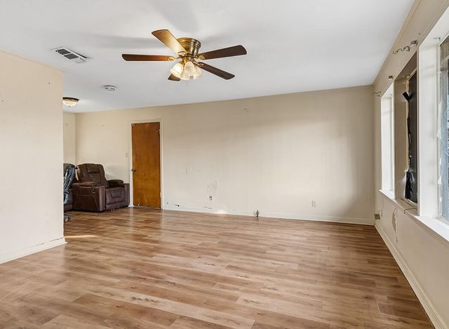 1121 Wheeler Street, Texarkana, TX 75503