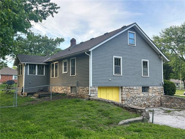 6100 Long Avenue, Shawnee, KS 66216