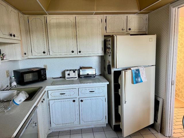 3100 NE 48th Court 307, Lighthouse Point, FL 33064