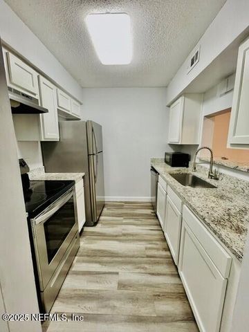 3765 CROWN POINT Road, 9, Jacksonville, FL 32257