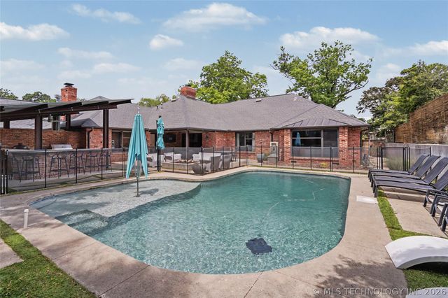 2430 E 32nd Street, Tulsa, OK 74105