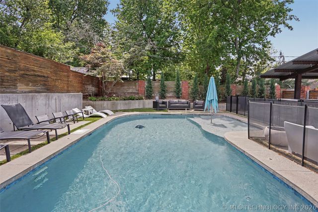 2430 E 32nd Street, Tulsa, OK 74105