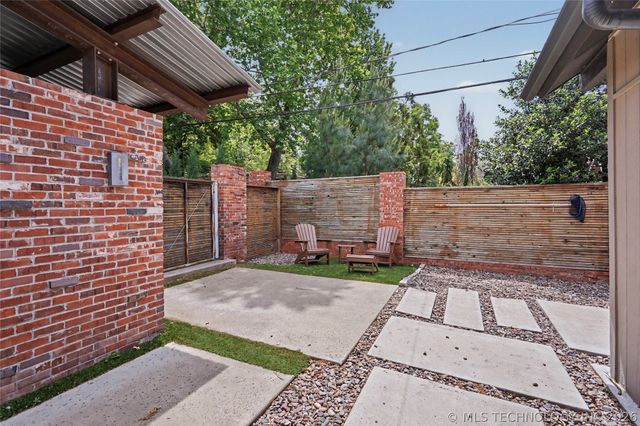 2430 E 32nd Street, Tulsa, OK 74105