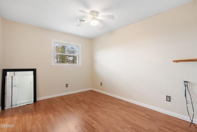 335 Buena Vista Drive, Sevierville, TN 37876