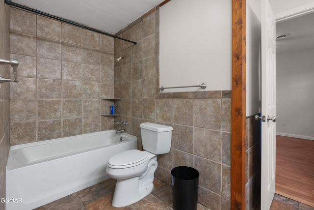 335 Buena Vista Drive, Sevierville, TN 37876