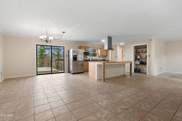 335 Buena Vista Drive, Sevierville, TN 37876