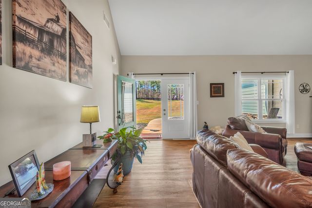 795 Silver Dollar Road, Milner, GA 30257